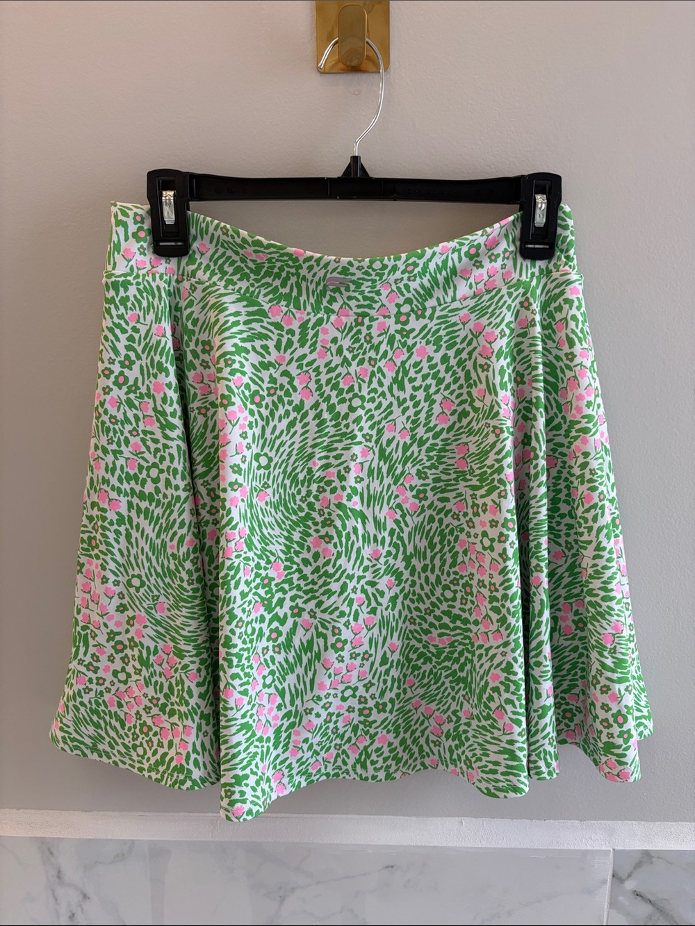 Fabletics Green and Pink Floral Athletic Women's Skort